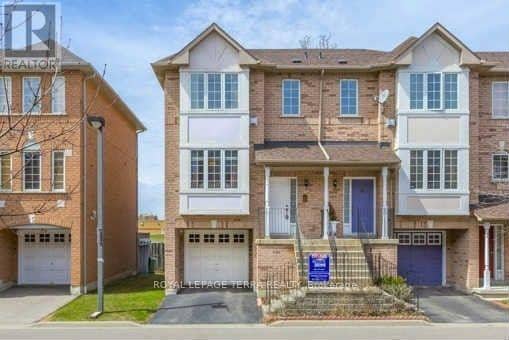 property at 80 Acorn Pl