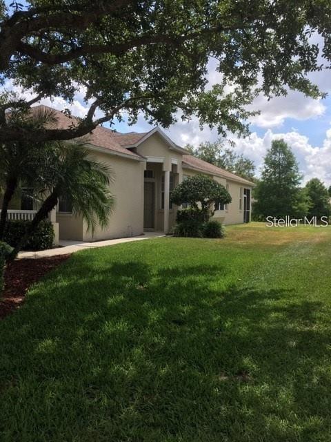 6329 Robin Cove in Lakewood Ranch, FL - Foto de edificio - Building Photo