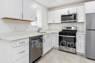 112 Adams St in Boston, MA - Building Photo