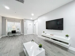 4352 S Kirkman Rd, Unit 1203 in Orlando, FL - Building Photo - Building Photo