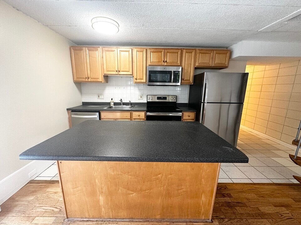 26 Inman St in Cambridge, MA - Building Photo