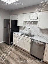 1116 W Fair Play St in Bolivar, MO - Building Photo - Building Photo