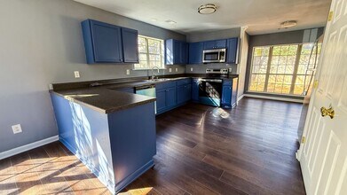 3006 Ashley Cir in Helena, AL - Building Photo - Building Photo
