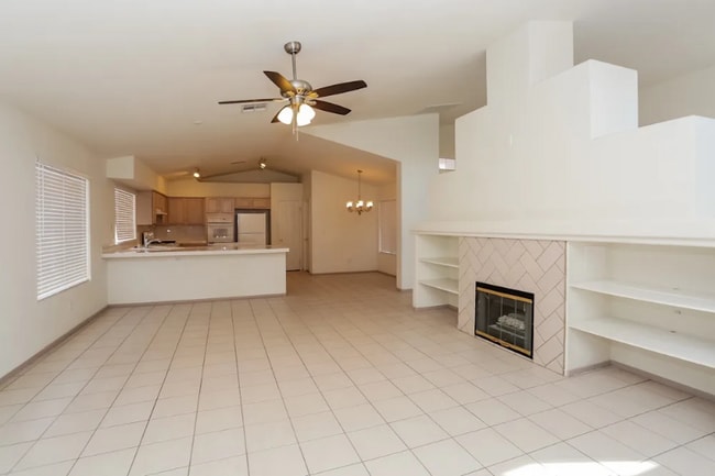 829 Beefeater Pl in North Las Vegas, NV - Building Photo - Building Photo