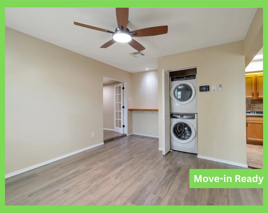 5721 W Royal Palm Rd, Unit Casita in Glendale, AZ - Building Photo