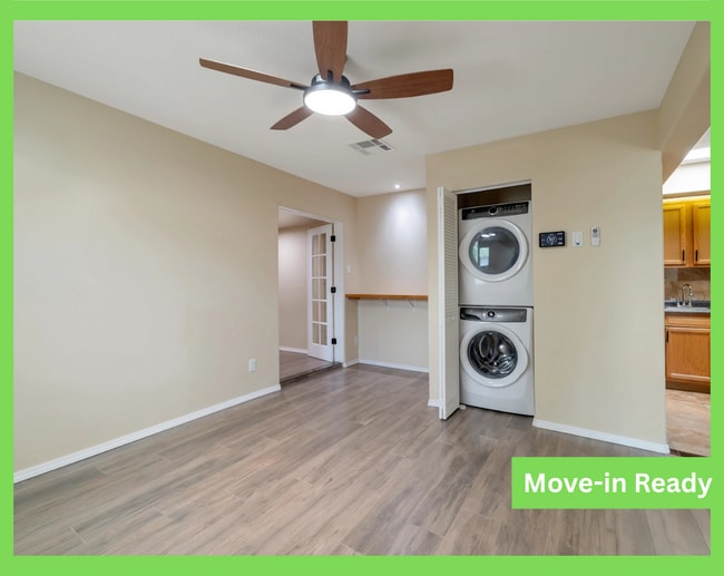 5721 W Royal Palm Rd, Unit Casita in Glendale, AZ - Foto de edificio - Building Photo