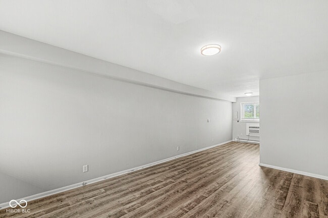 10291 Medallion Dr in Indianapolis, IN - Building Photo - Building Photo