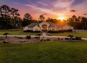 11601 King George Ct in Montgomery, TX - Building Photo