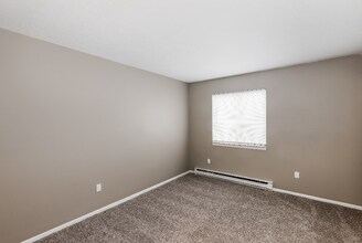 4668 Talmadge Rd in Toledo, OH - Building Photo - Building Photo