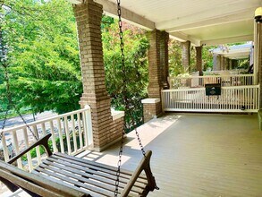 3211 Adams Mill Rd NW in Washington, DC - Building Photo - Building Photo