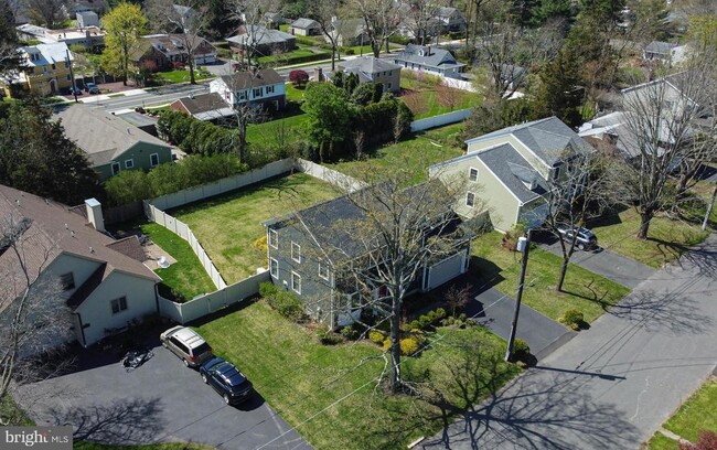 property at 35 Hillside Rd