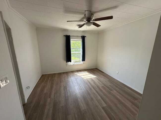 48 Cowing St in Depew, NY - Building Photo - Building Photo