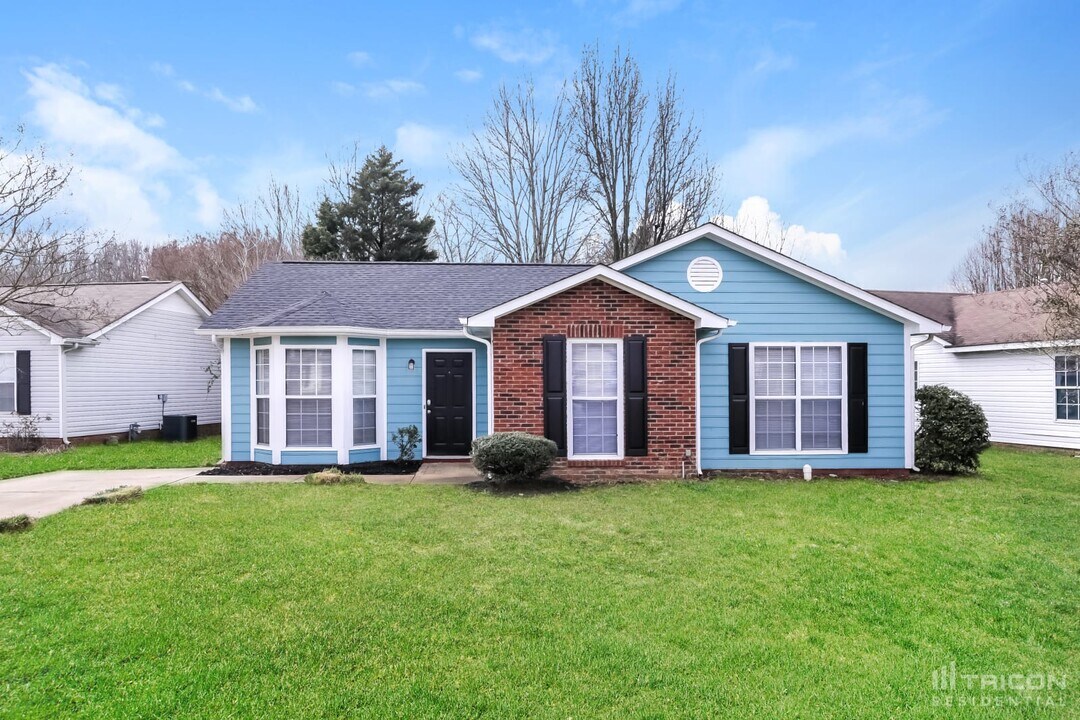 6009 Brick Landing Dr in Monroe, NC - Building Photo
