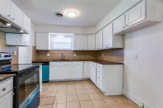 10728 Allegheny Dr in Dallas, TX - Building Photo - Building Photo