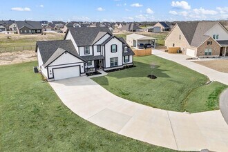 127 Clearwater Ct in Rhome, TX - Building Photo - Building Photo