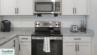 3050 Steeple Cir, Unit 4209 in Cape Coral, FL - Building Photo