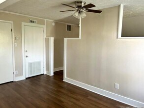 1525 Fort Bragg Rd in Fayetteville, NC - Building Photo - Building Photo