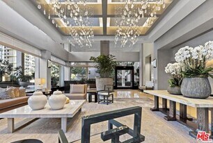 10560 Wilshire Blvd in Los Angeles, CA - Building Photo