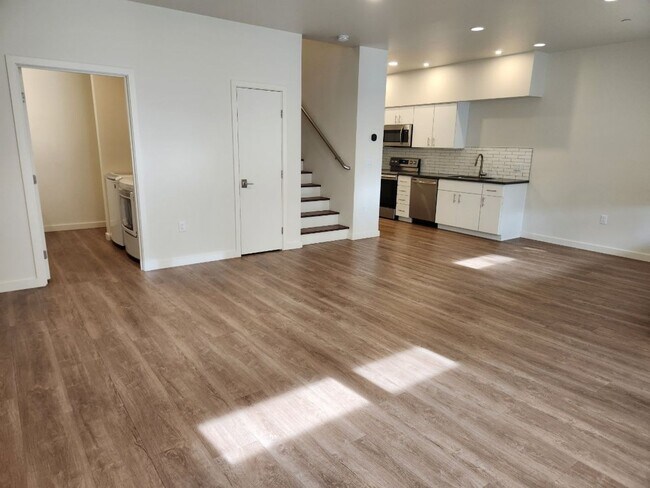 1550 Myers Ln in Medford, OR - Building Photo - Building Photo