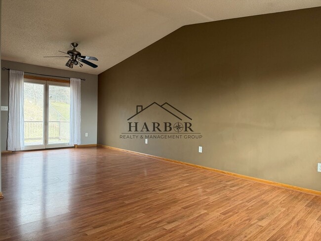 property at 2869 Knollwood Dr SE