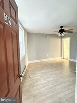 44 Victory Ave in Upper Darby, PA - Building Photo
