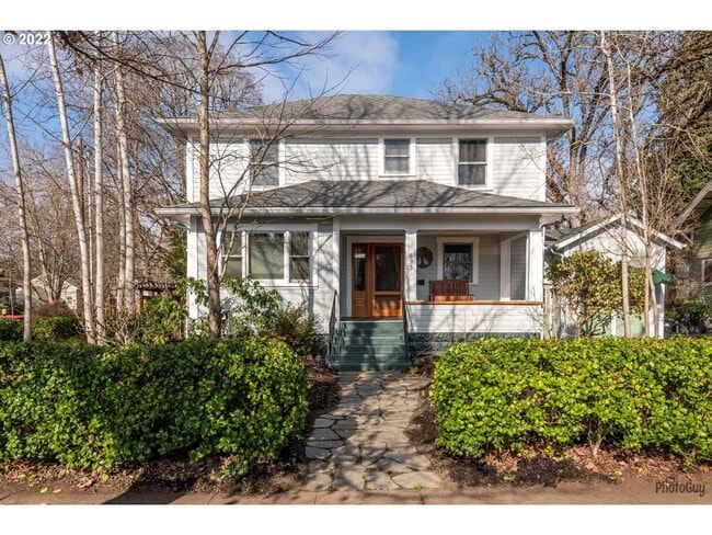 property at 693 W 10th Ave