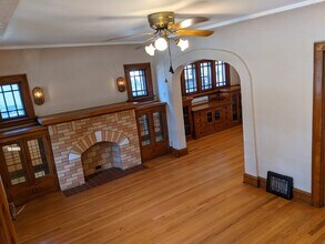 2576 N 70th St in Wauwatosa, WI - Building Photo - Building Photo