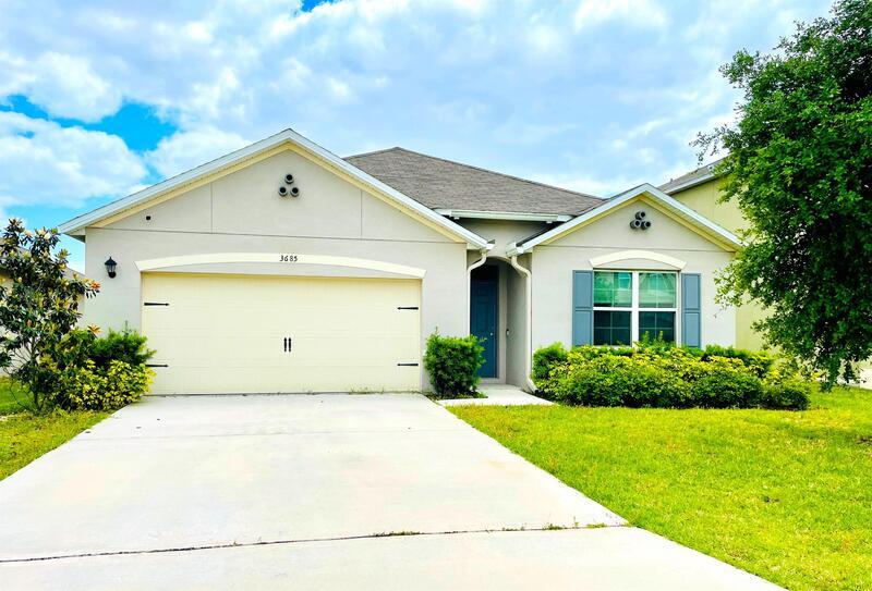3685 Maidencain St in Clermont, FL - Building Photo
