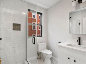 176 Salem St, Unit 4 in Boston, MA - Building Photo - Building Photo