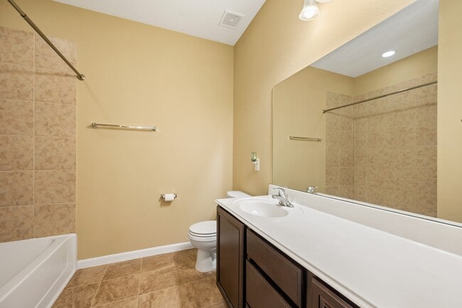 2915 Coastal Prairie Ln