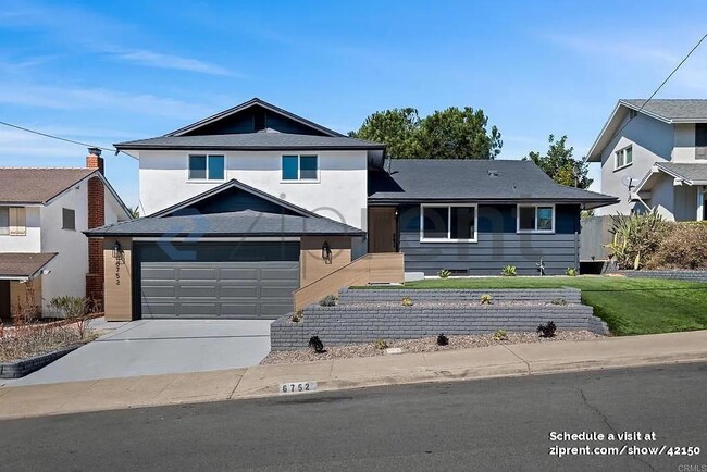 6752 Maury Dr