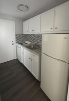 165 McKinley Ave in Bridgeport, CT - Building Photo