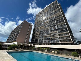 4300 Waialae Ave in Honolulu, HI - Building Photo