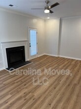 230 Spring Crossing Cir in Greer, SC - Building Photo - Building Photo