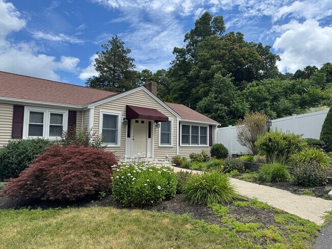 property at 8 Grace Rd