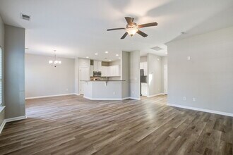 459 Whispering Breeze Ln in Summerville, SC - Building Photo - Building Photo