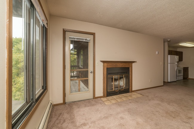 Rare Opening in Sioux Falls, SD - Building Photo - Building Photo