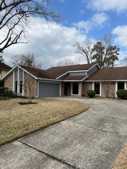 3803 Brook Shadow Dr in Houston, TX - Building Photo