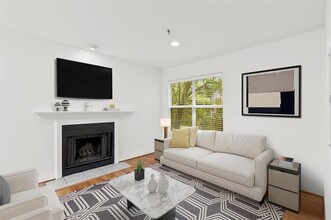 3100 Cole Ave in Dallas, TX - Building Photo - Building Photo