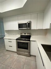 17455 NW 75th Pl in Hialeah, FL - Building Photo - Building Photo