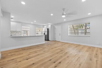 314 Monaco Blvd in Delray Beach, FL - Building Photo - Building Photo