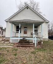 4550 College Ave in Alton, IL - Building Photo