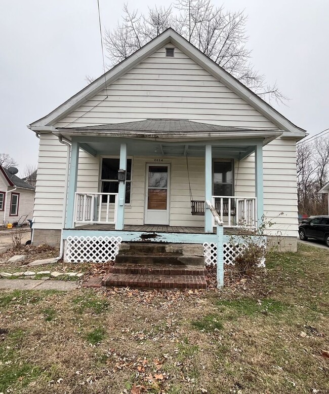 property at 4550 College Ave