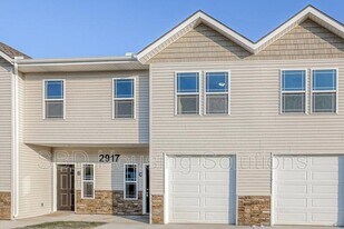 2920 S Harvard Ave in Independence, MO - Building Photo