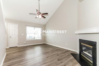 10418 Pinoak View Dr in Louisville, KY - Building Photo - Building Photo