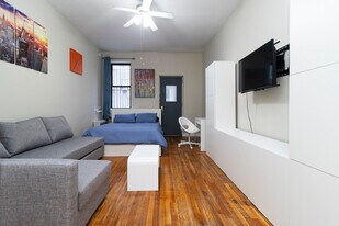 250 E 82nd St, Unit SI ID1060730P in New York, NY - Building Photo