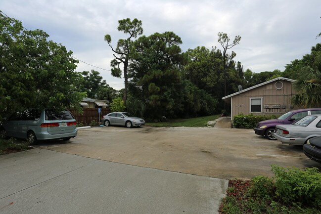 4356 Maine St in Lake Worth, FL - Building Photo - Building Photo