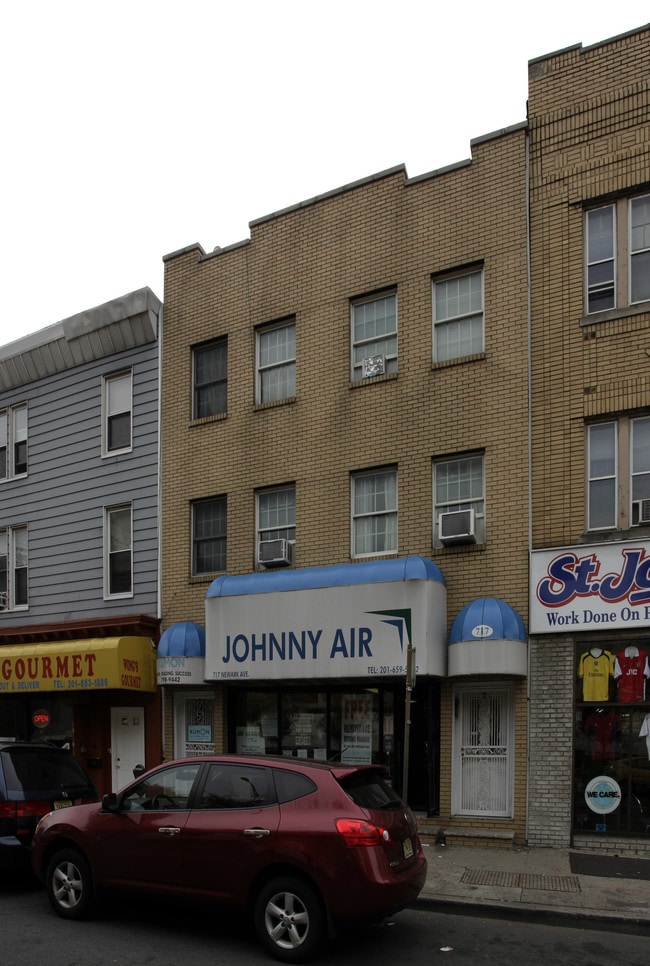 717 Newark Ave