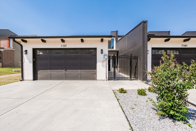 property at 7137 9th Hole Dr