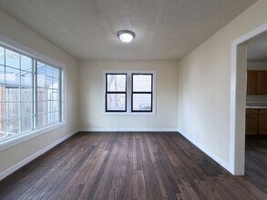 960 Clark St in Eugene, OR - Building Photo - Building Photo